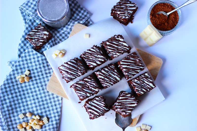 chocolate brownies with hazelnut