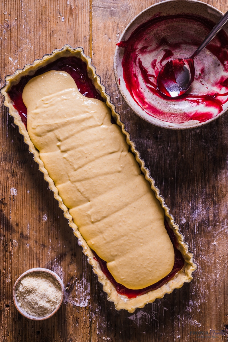 Franginpane poured over the top of the jam