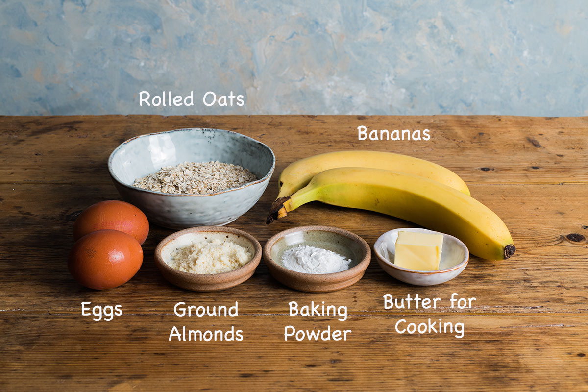 Ingredients needed to make healthy banana pancakes.