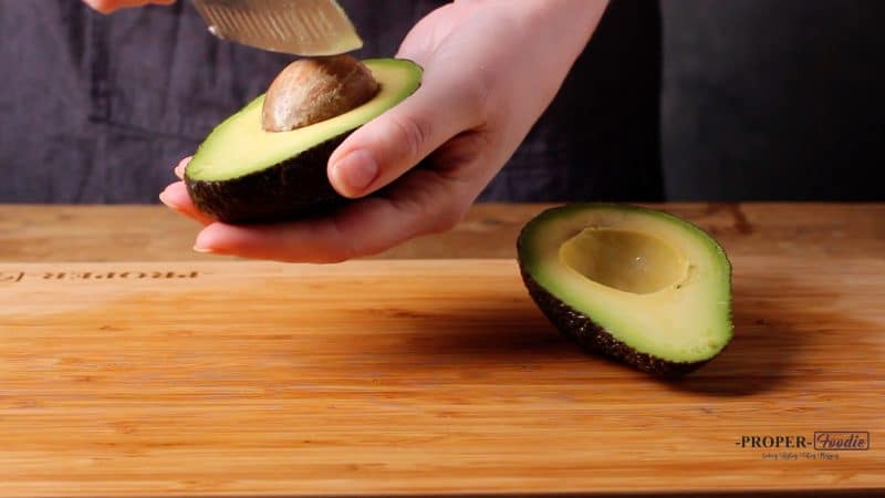 how to cut avocado