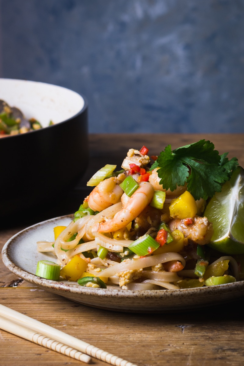 pad thai noodles recipe with prawns