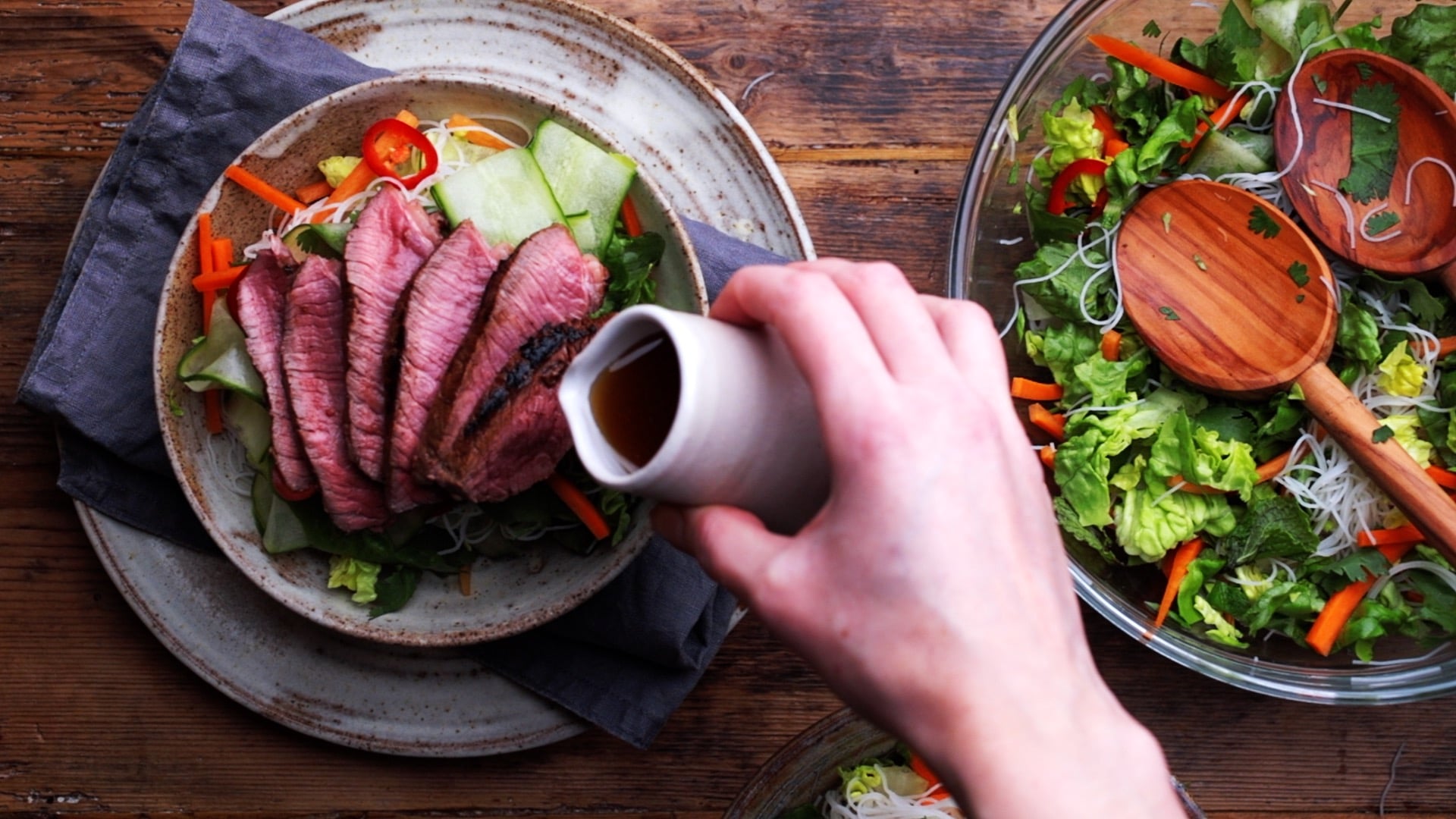 serving salad with sliced beef and Vietnamese dressing