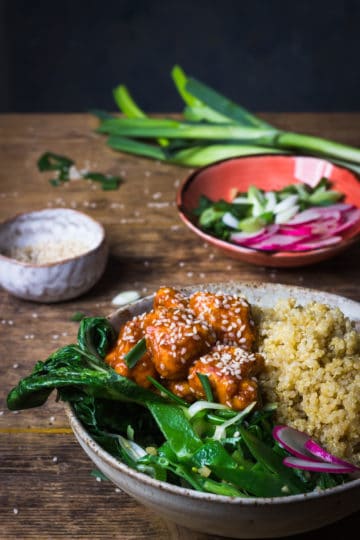 sesame seed chicken with quinoa